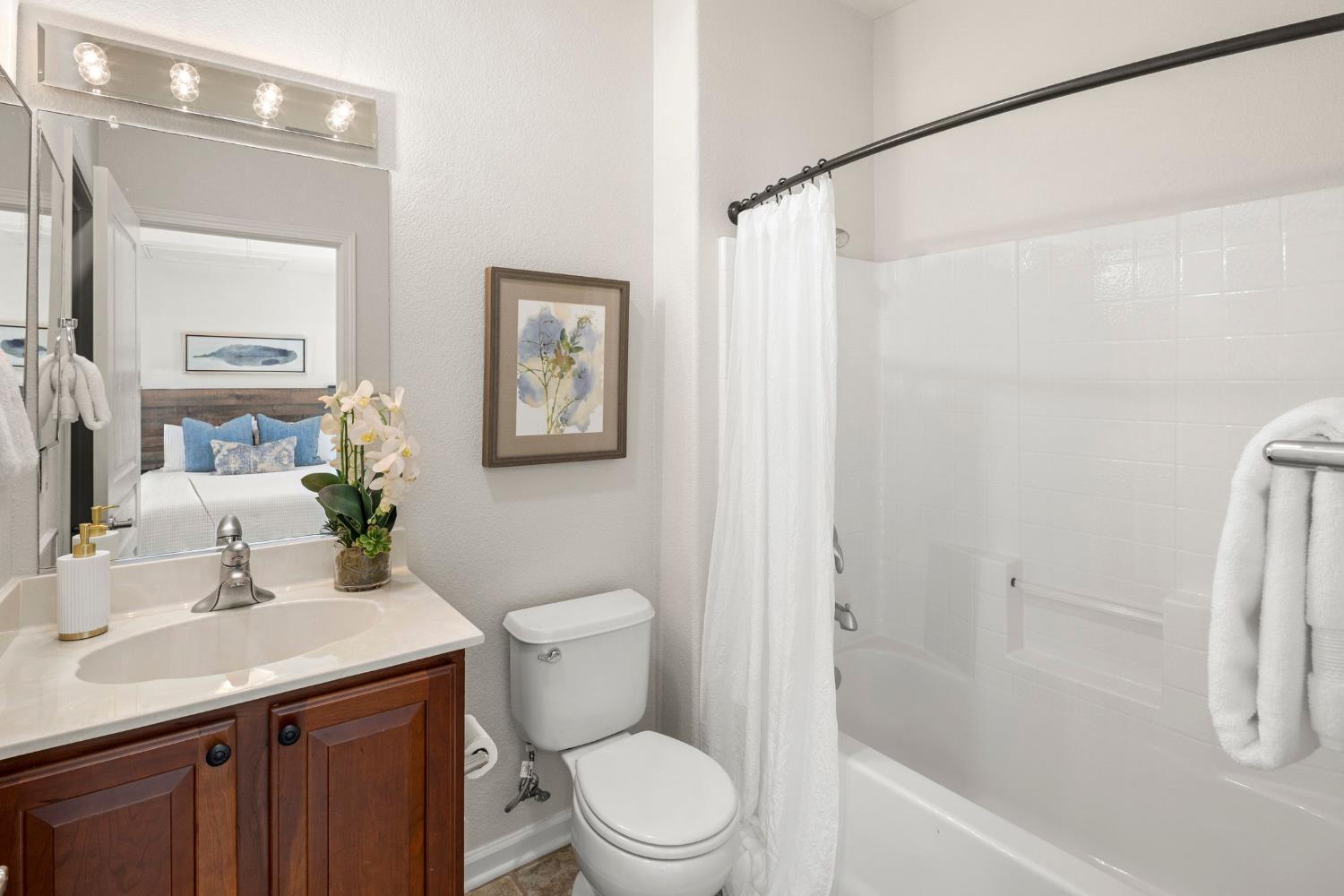 584 Rustic Ranch Lane Lincoln, CA 95648 - Photo 37 of 54 Casita Bath w/Shower Stall