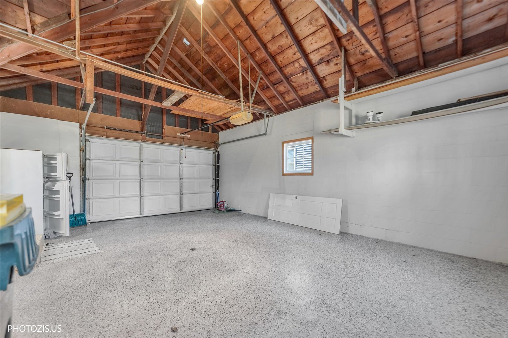 112 Pearl Street Cary, IL 60013 - Photo 25 of 25 a view of a garage room