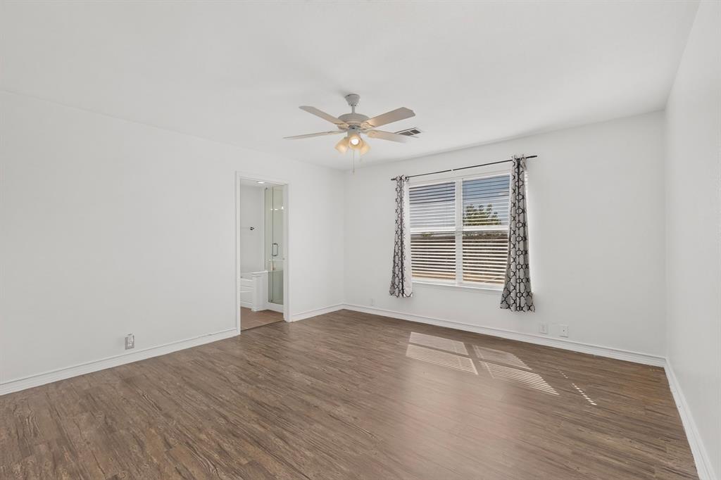 1607 Harborview Road Glenn Heights, TX 75154 - Photo 20 of 38 Gallery Image 20