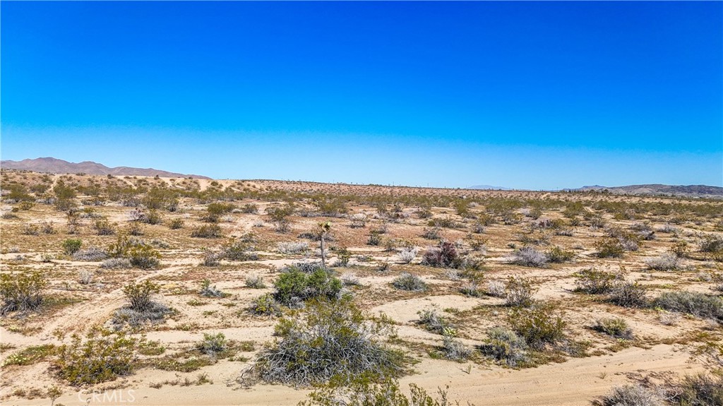 57645 Reche Road Landers, CA 92285 - Photo 20 of 38 a view of a sky