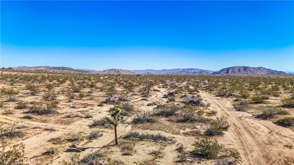 57645 Reche Road Landers, CA 92285 - Photo 23 of 38 a view of city and mountain