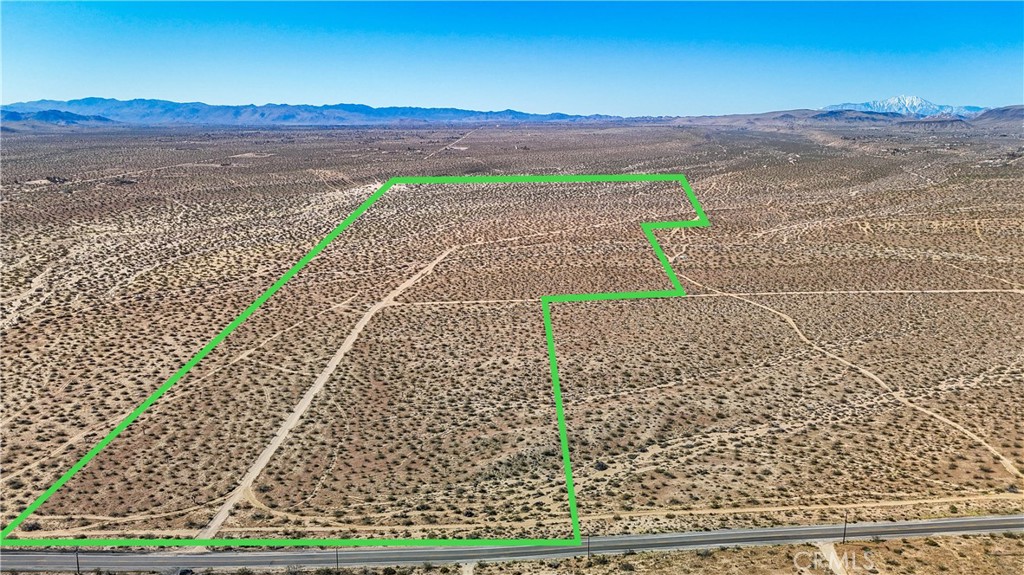 57645 Reche Road Landers, CA 92285 - Photo 5 of 38 a view of an outdoor space