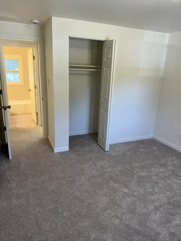 $154,999 | 3160 Holly Drive, Decatur, IL 62526