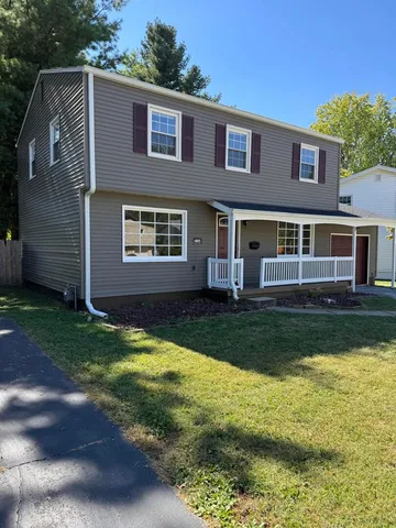 $154,999 | 3160 Holly Drive, Decatur, IL 62526