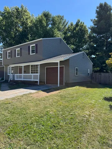 $154,999 | 3160 Holly Drive, Decatur, IL 62526