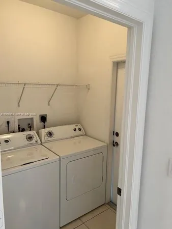 $4,800 | 9952 Northwest 10th Street, Unit 9952, Miami, FL 33172