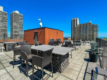 $319,000 | 350 West Belden Avenue, Unit 511, Chicago, IL 60614