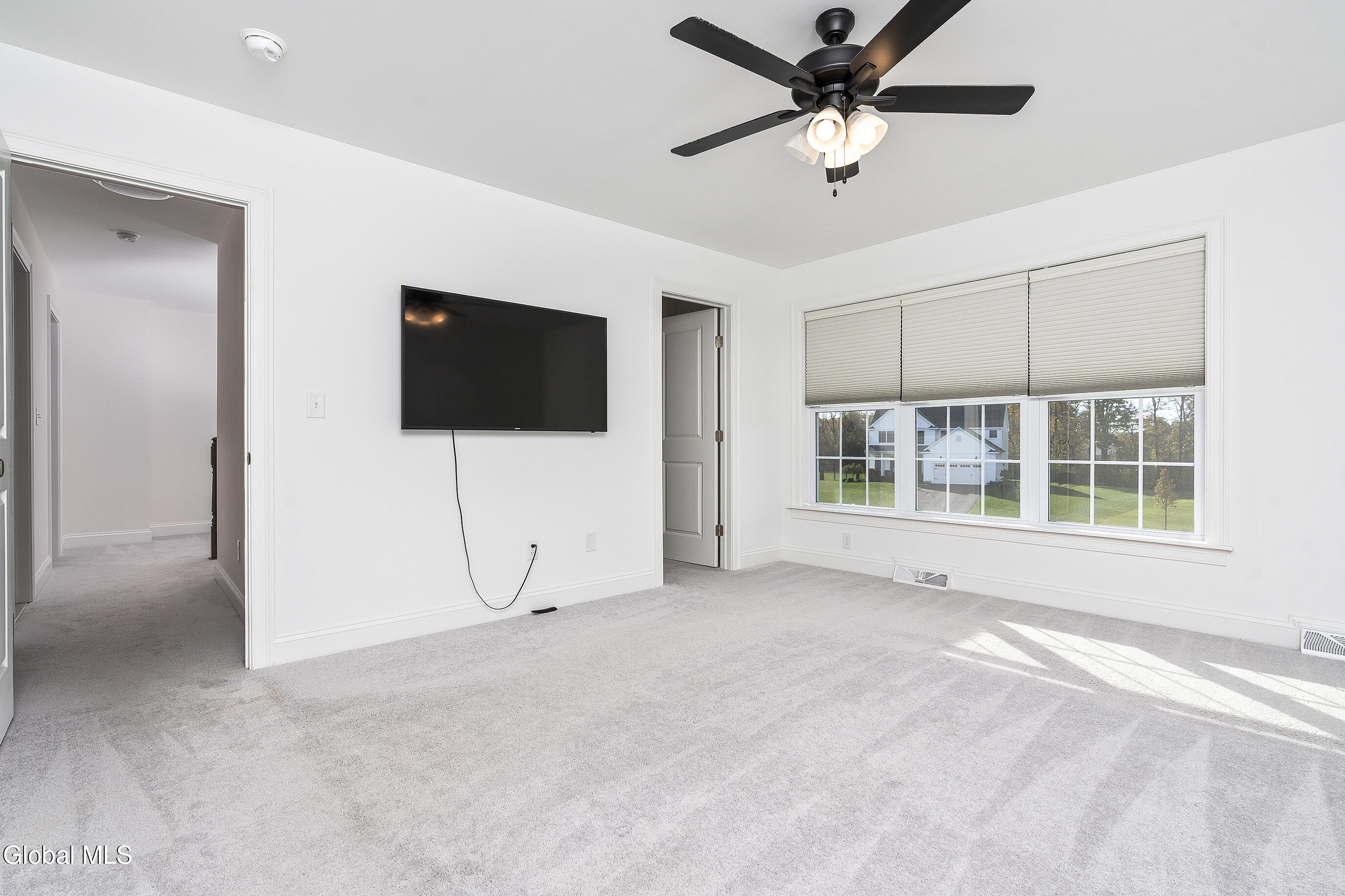 46 Mallory Way Ballston, NY 12019 - Photo 31 of 53 038-46-Mallory-Way-Ballston-Lake-NY-1201