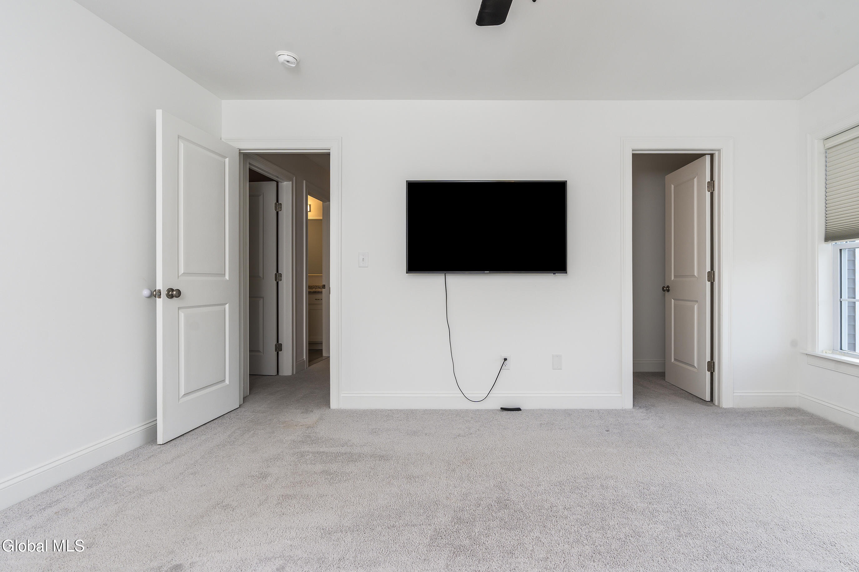 46 Mallory Way Ballston, NY 12019 - Photo 32 of 53 039-46-Mallory-Way-Ballston-Lake-NY-1201