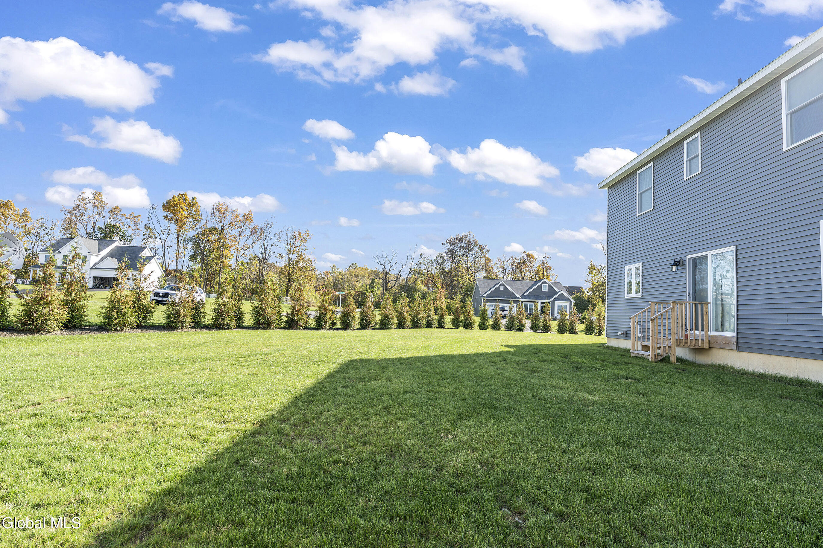 46 Mallory Way Ballston, NY 12019 - Photo 7 of 53 007-46-Mallory-Way-Ballston-Lake-NY-1201