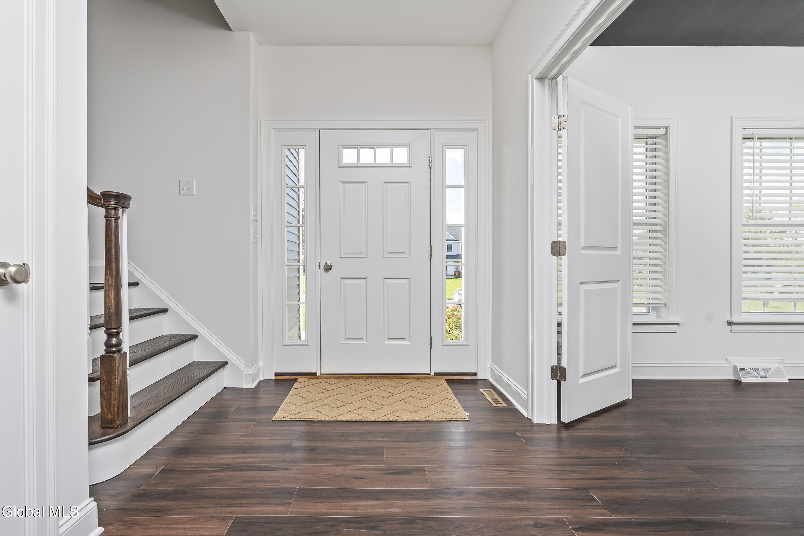 46 Mallory Way Ballston, NY 12019 - Photo 9 of 53 009-46-Mallory-Way-Ballston-Lake-NY-1201