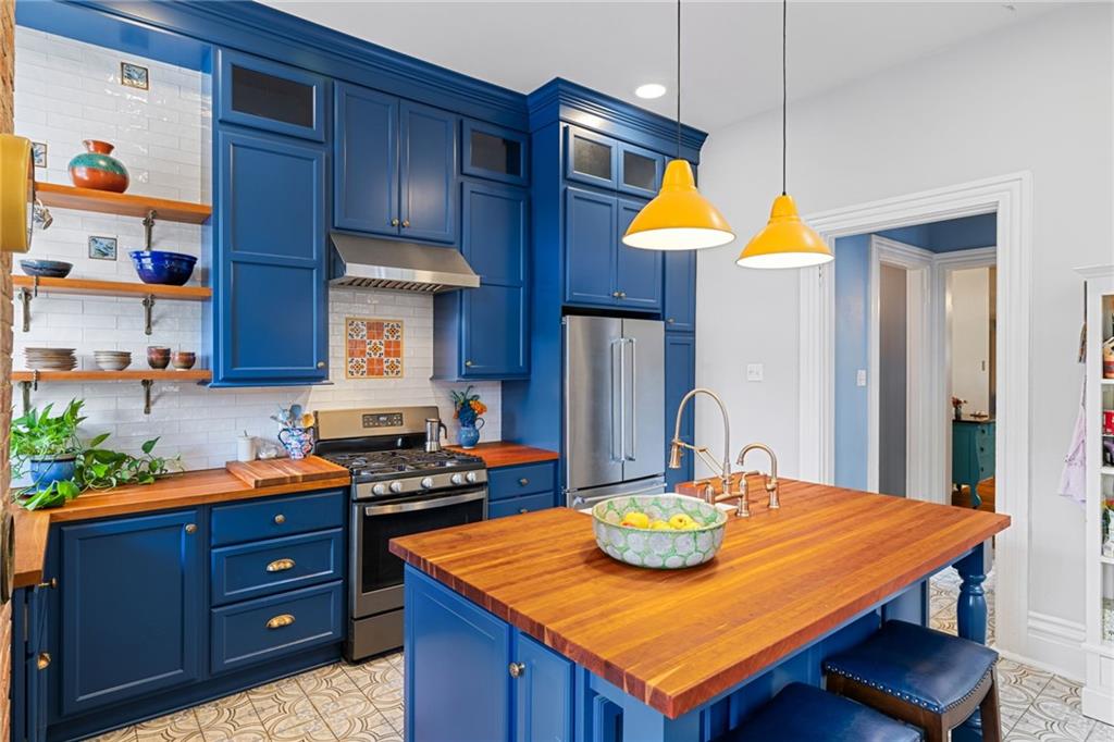 275 Main Street Pittsburgh, PA 15201 - Photo 6 of 50