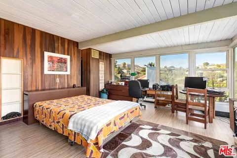 $899,000 | 2274 Vasanta Way, Los Angeles, CA 90068