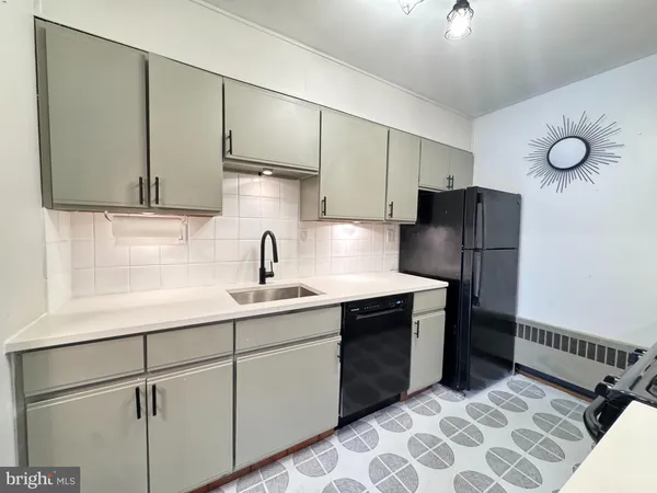 $464,900 | 333 N Street Southwest, Washington, DC 20024