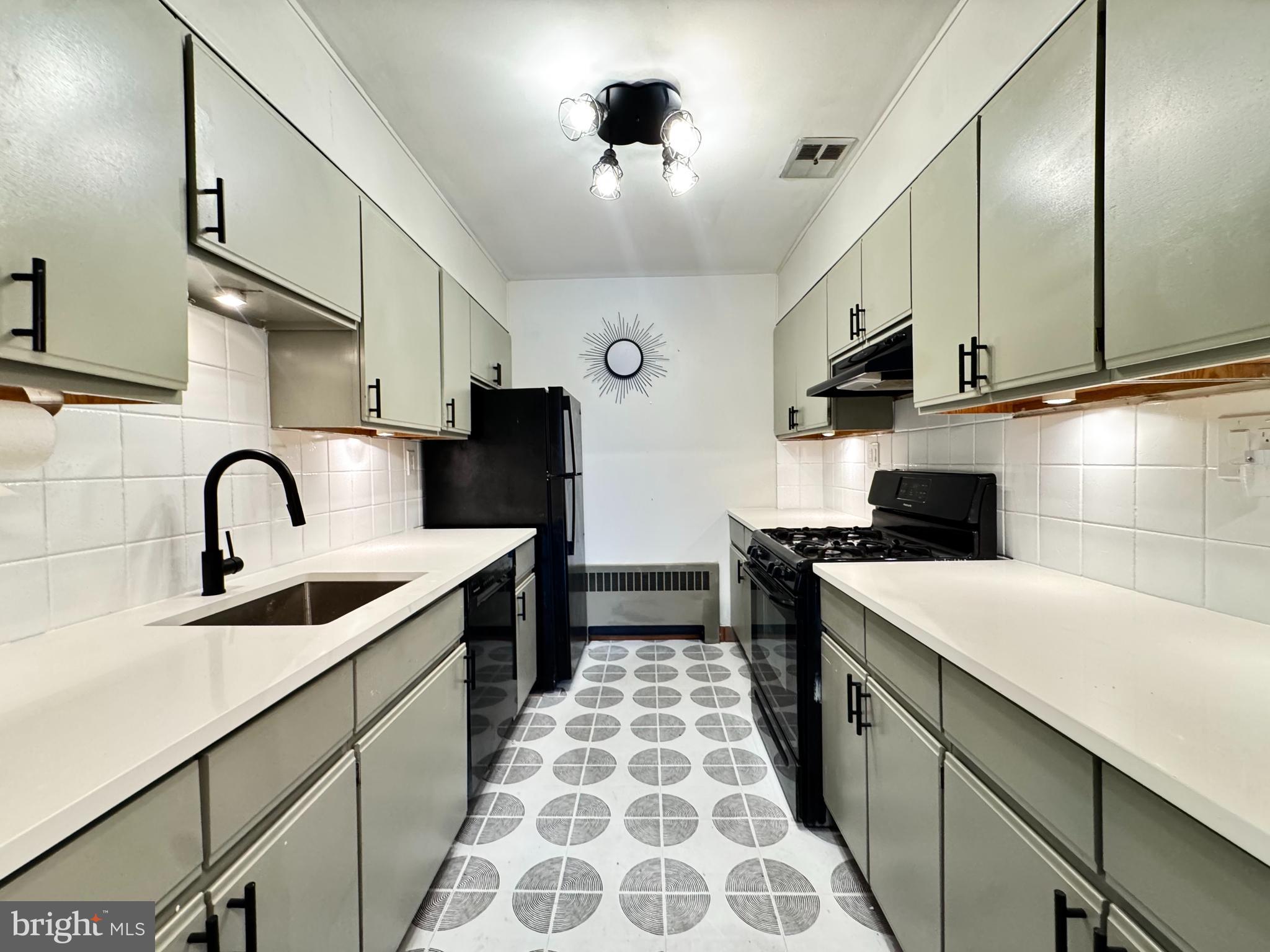 333 N Street Southwest Washington, DC 20024 - Photo 7 of 28