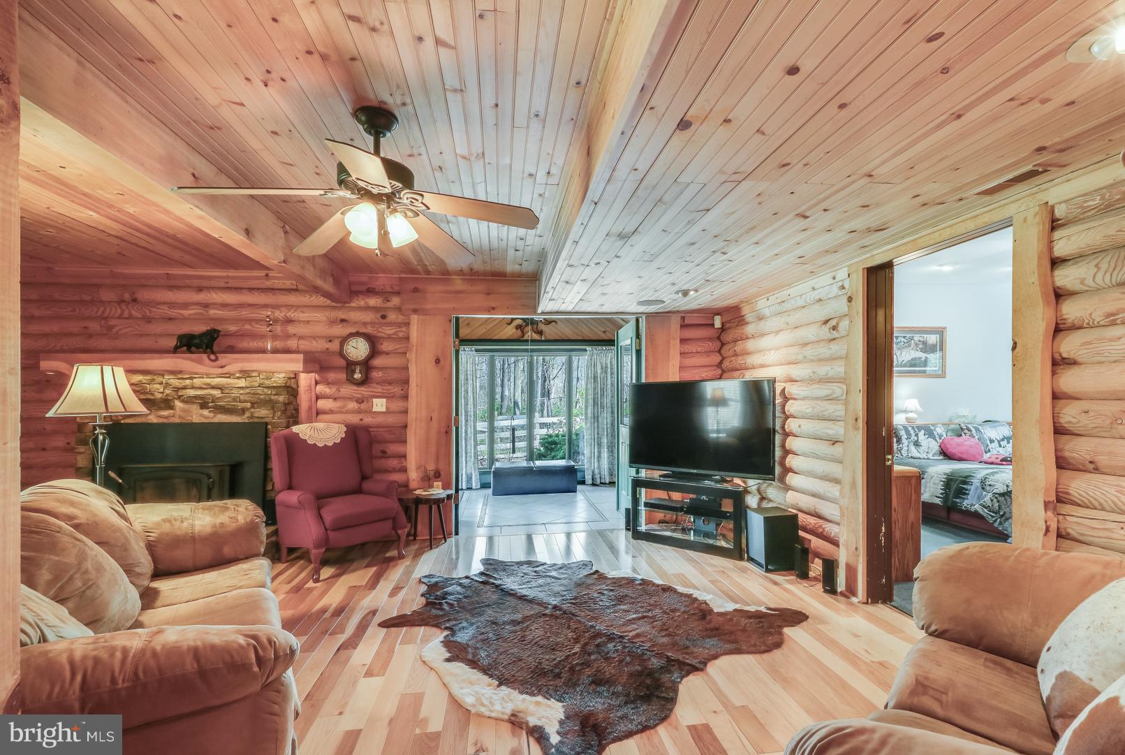 94 Pinewood Road Earleville, MD 21919 - Photo 4 of 27 Family Room