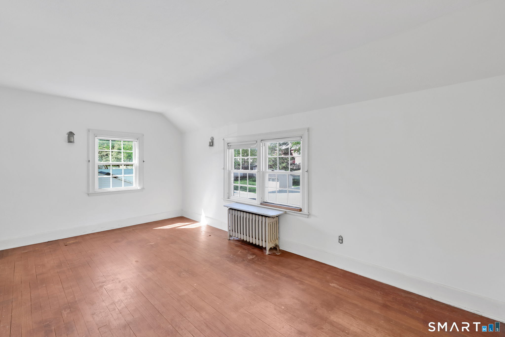 53 Alexander Street Manchester, CT 06040 - Photo 25 of 35 an empty room with windows