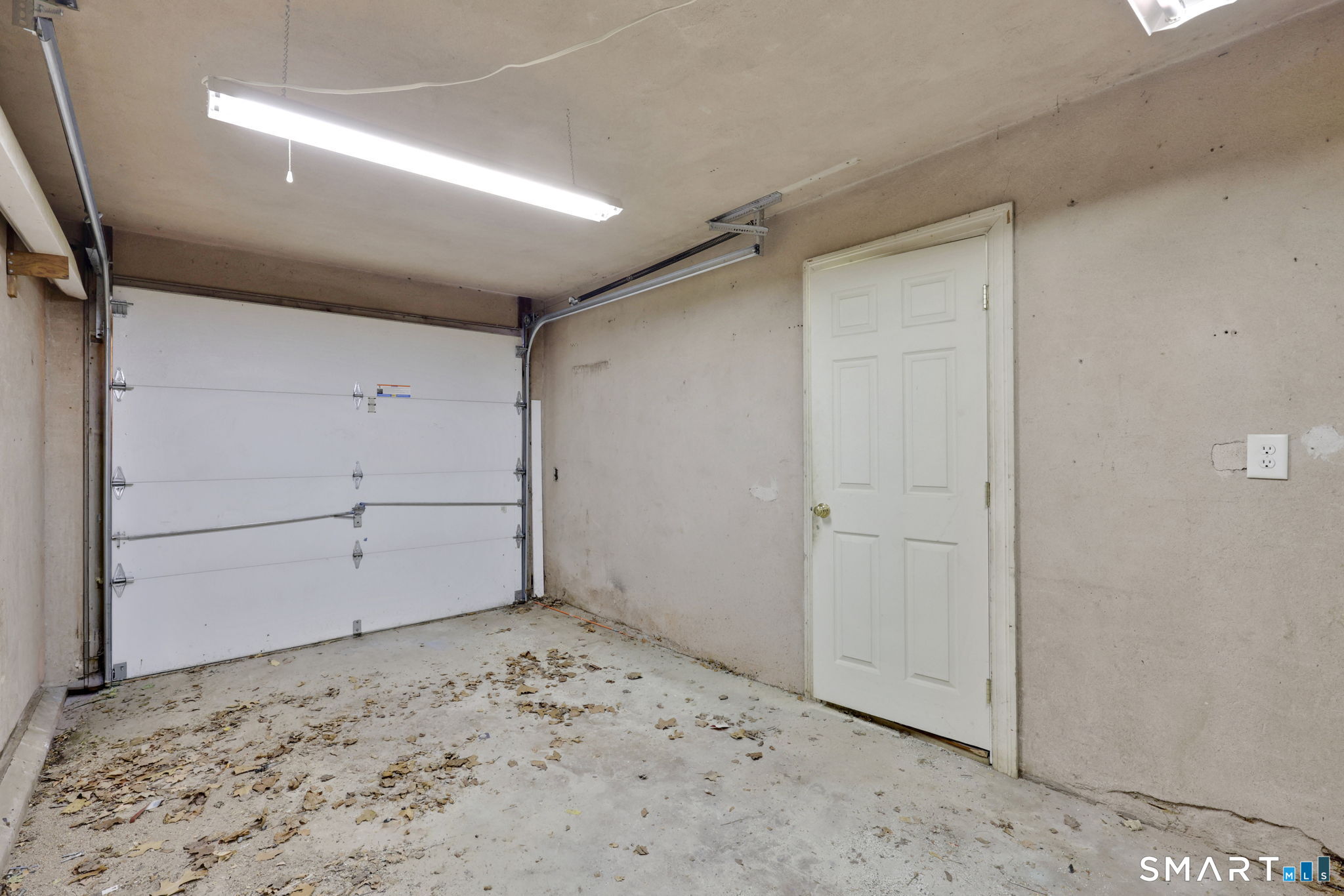 53 Alexander Street Manchester, CT 06040 - Photo 32 of 35 a view of garage