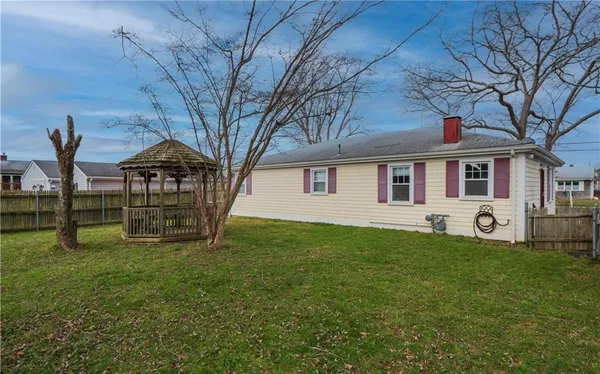 $3,500 | 10 Reardon Drive, Middletown, RI 02842