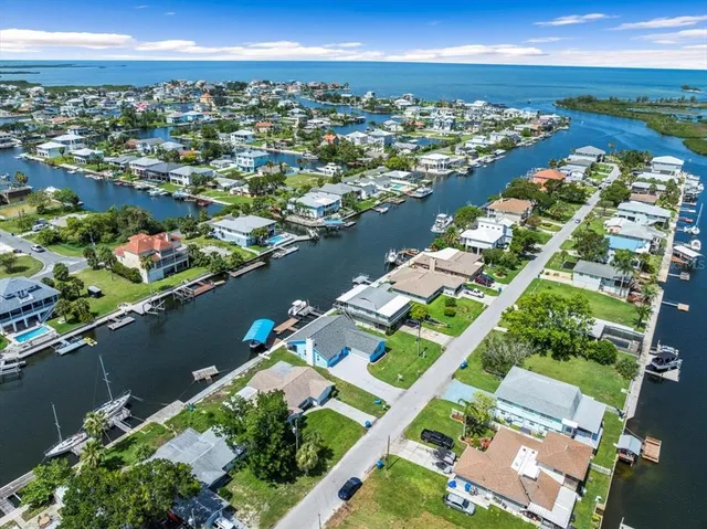 $2,700 | 3366 Minnow Creek Drive, Hernando Beach, FL 34607