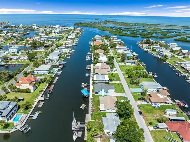 $2,700 | 3366 Minnow Creek Drive, Hernando Beach, FL 34607