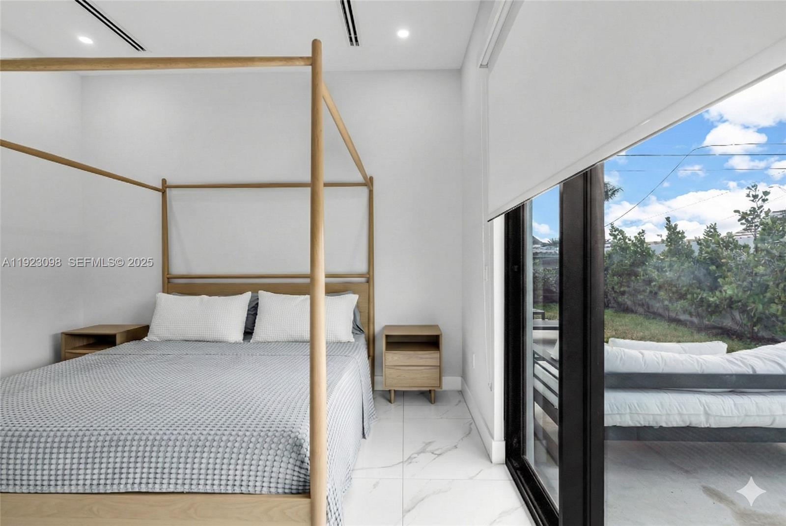 2260 East 9th Avenue Hialeah, FL 33013 - Photo 15 of 33