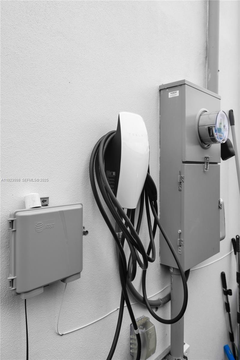 2260 East 9th Avenue Hialeah, FL 33013 - Photo 32 of 33