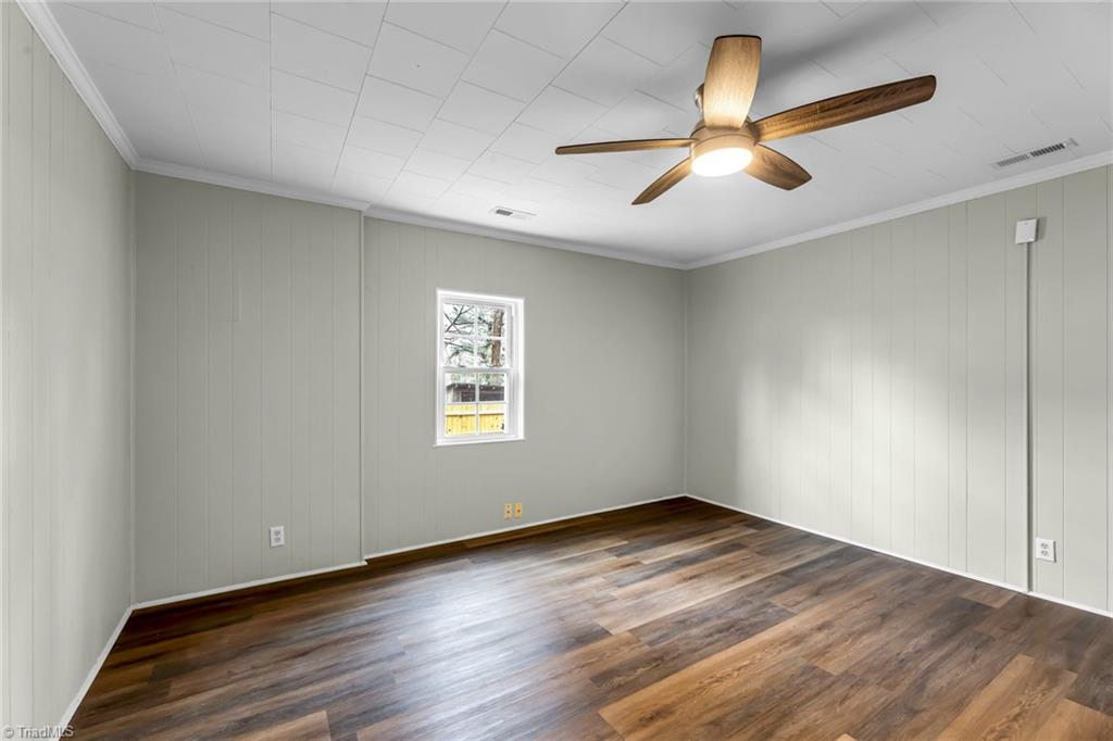 2650 Darrow Road Walkertown, NC 27051 - Photo 14 of 30 Gallery Image 14