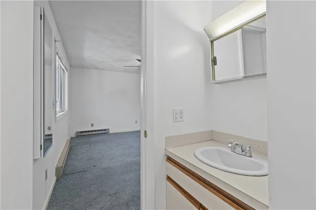 $474,900 | 6 Fox Run, Portsmouth, RI 02871