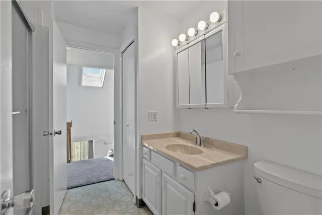 $474,900 | 6 Fox Run, Portsmouth, RI 02871