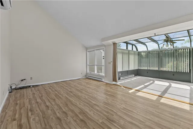 $474,900 | 6 Fox Run, Portsmouth, RI 02871