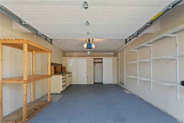 $474,900 | 6 Fox Run, Portsmouth, RI 02871