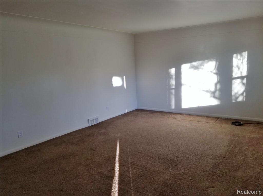 Large Living Room.....