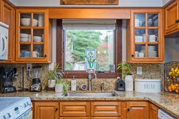 $599,900 | 15468 Highland Turnpike, Head Waters, VA 24442