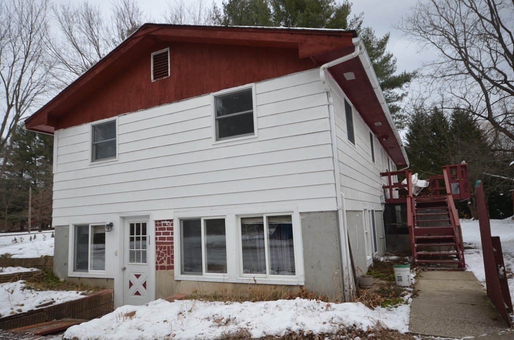 61 Plumtree Road Sunderland, MA 01375 - Photo 3 of 19