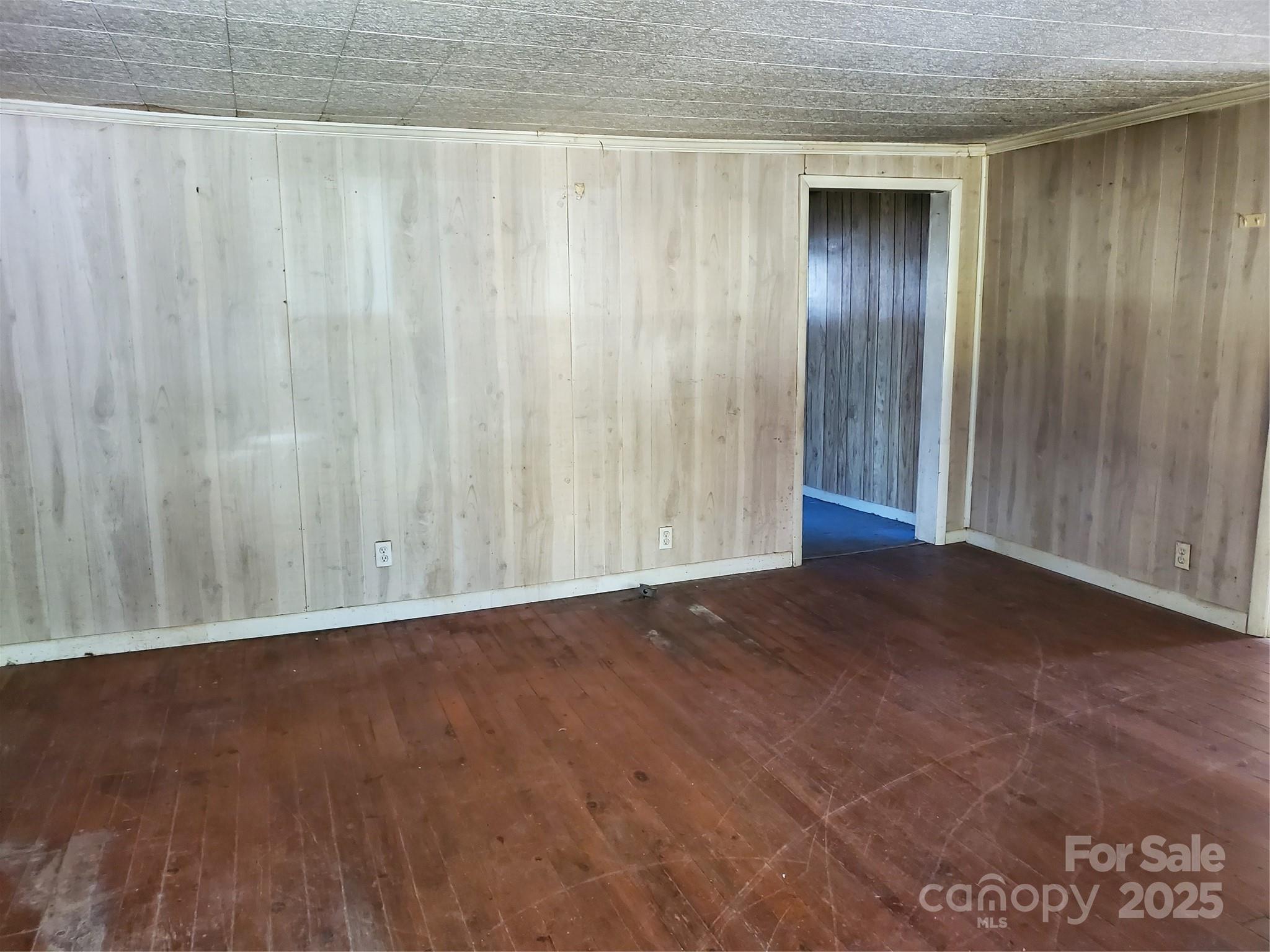 28 Plemmons Street Canton, NC 28716 - Photo 9 of 27