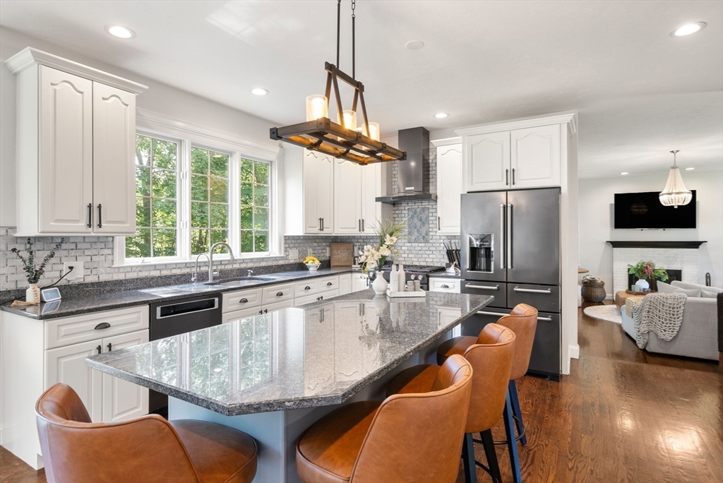 23 Falcon Ridge Drive Hopkinton, MA 01748 - Photo 7 of 42