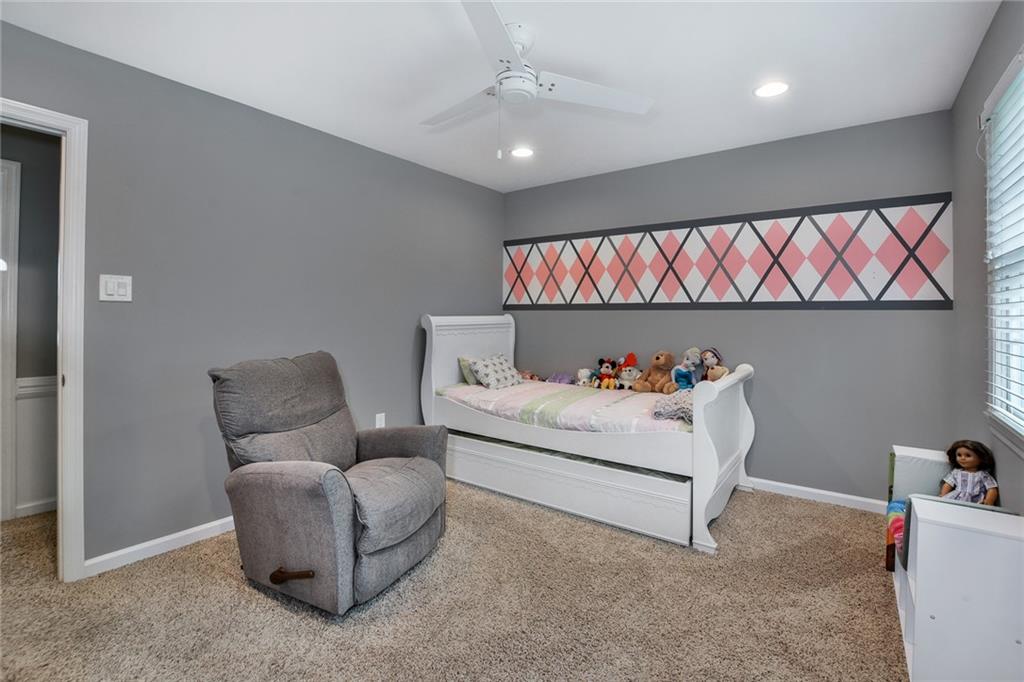 700 Rustic Ridge Cranberry Township, PA 16066 - Photo 14 of 25