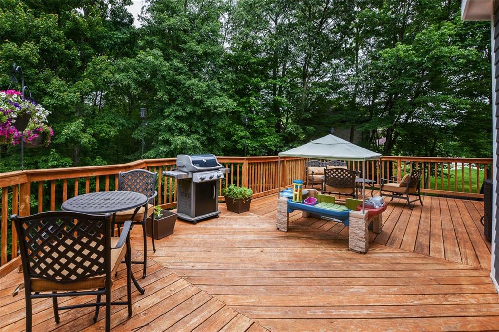 700 Rustic Ridge Cranberry Township, PA 16066 - Photo 22 of 25