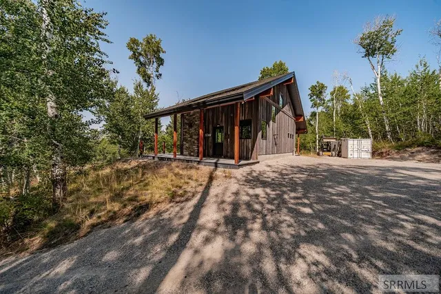 $675,000 | 10468 Rig Ranch Road, Rexburg, ID 83440