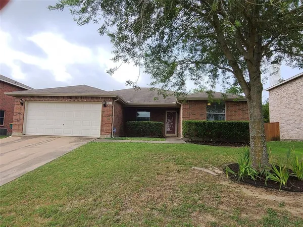 $2,200 | 1213 Beatty Drive, Cedar Hill, TX 75104