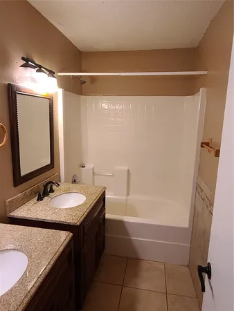 $2,200 | 1213 Beatty Drive, Cedar Hill, TX 75104