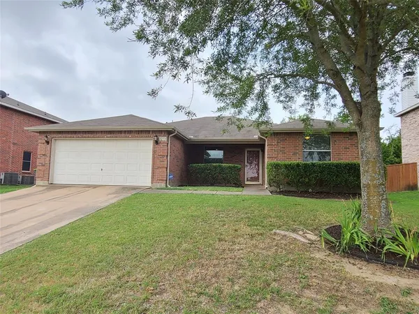 $2,200 | 1213 Beatty Drive, Cedar Hill, TX 75104