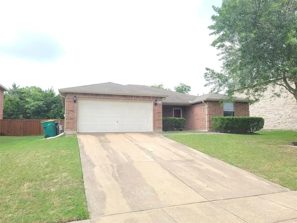 $2,200 | 1213 Beatty Drive, Cedar Hill, TX 75104