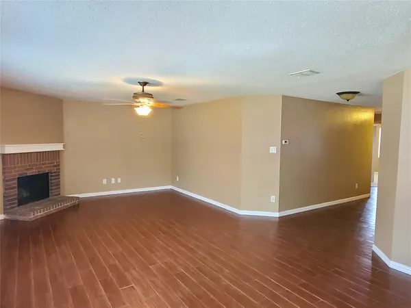 $2,200 | 1213 Beatty Drive, Cedar Hill, TX 75104