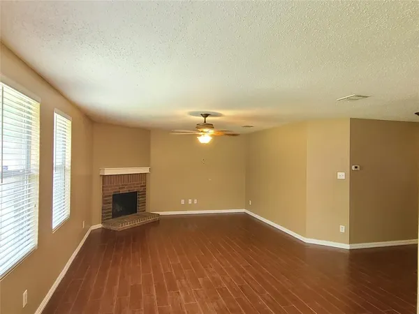 $2,200 | 1213 Beatty Drive, Cedar Hill, TX 75104