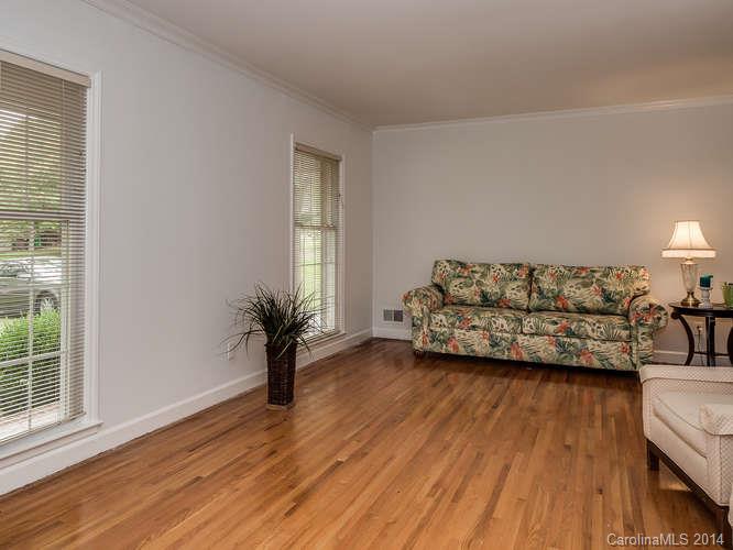 6640 Newhall Road Charlotte, NC 28270 - Photo 6 of 13 Gallery Image 6