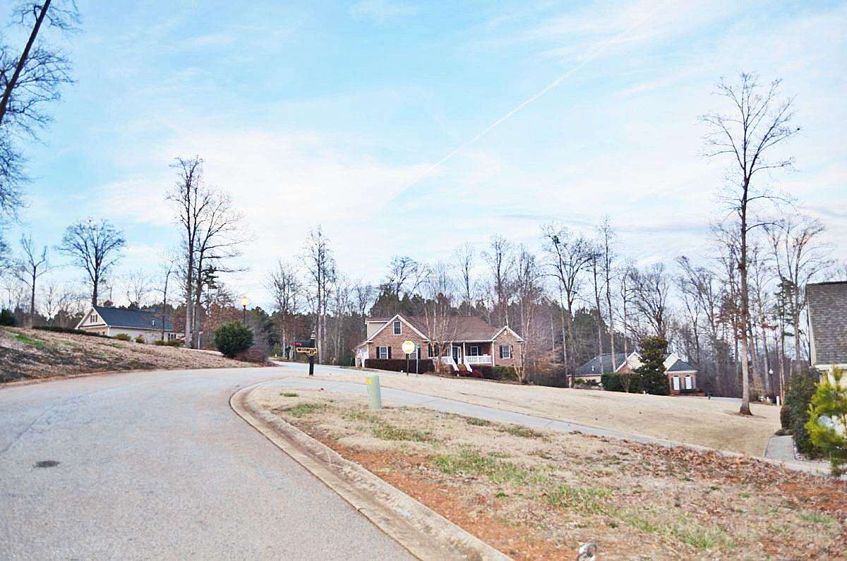 411 Spaulding Court Duncan, SC 29334 - Photo 5 of 11 Gallery Image 5