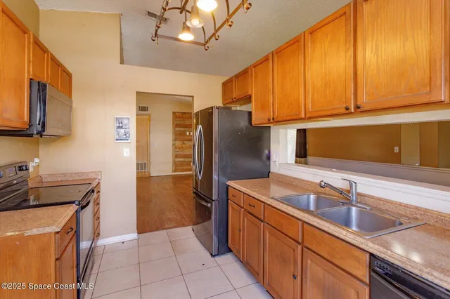 $259,900 | 1640 Privateer Drive, Titusville, FL 32796