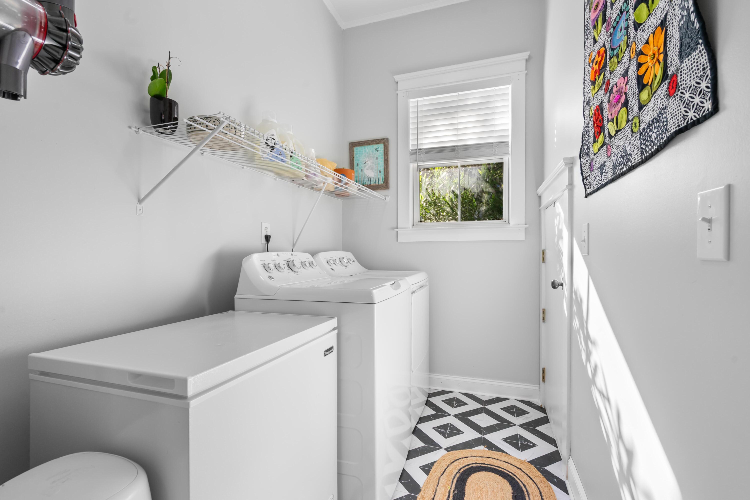 317 Hydrangea Street Summerville, SC 29483 - Photo 11 of 54 DSC02626